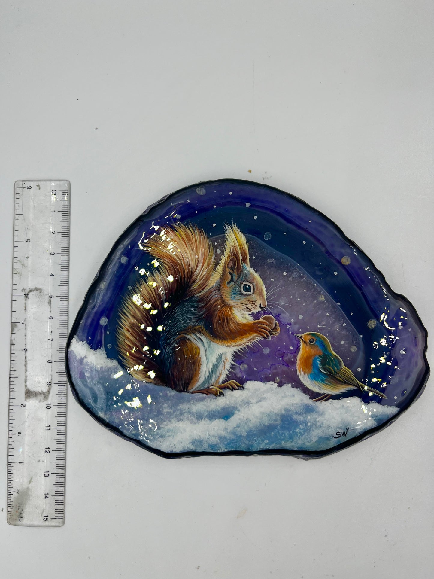 Einzigartige bemalt Achatscheibe/das Eichhörnchen und der Vogel/Hand bemalt /Deko/Tierpotrait/ink.Metallständer