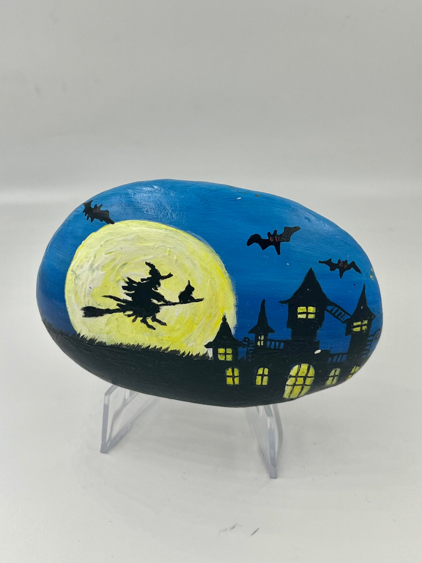 Einzigartig handbemalte Stein-Halloween Motiv -inklusive Tischstaffelei