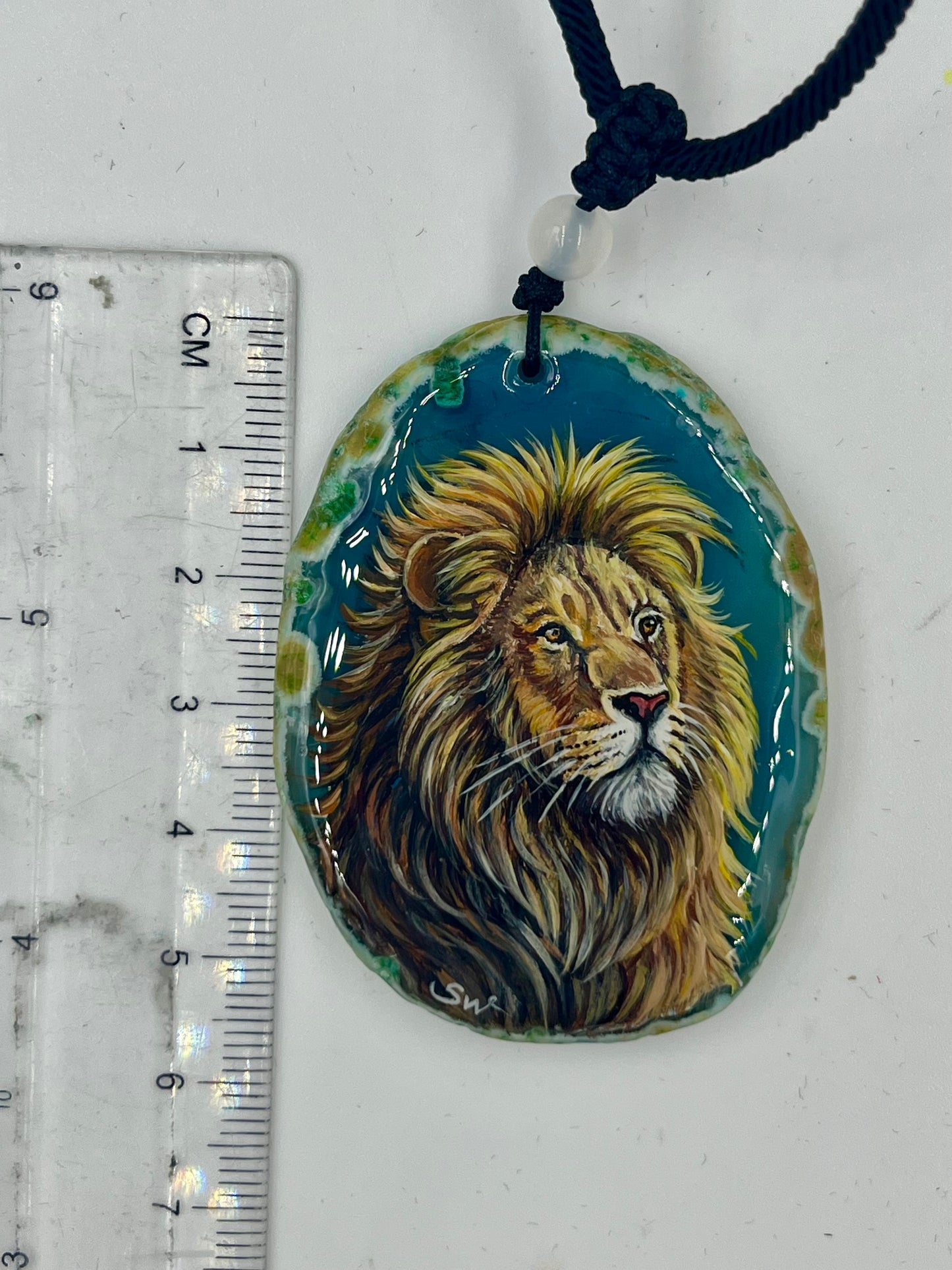 Einzigartige Anhänger /Der Löwe/Achat/Hand bemalt Juwelen und tragbare Kunst /Natur Schmuck