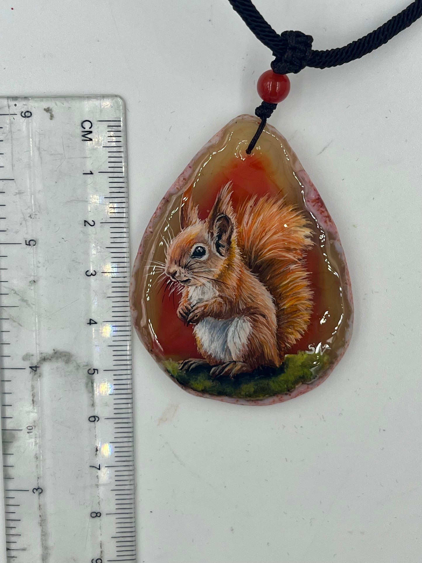 Einzigartige Anhänger /Das Eichhörnchen/Achat/Hand bemalt Juwelen und tragbare Kunst /Natur Schmuck