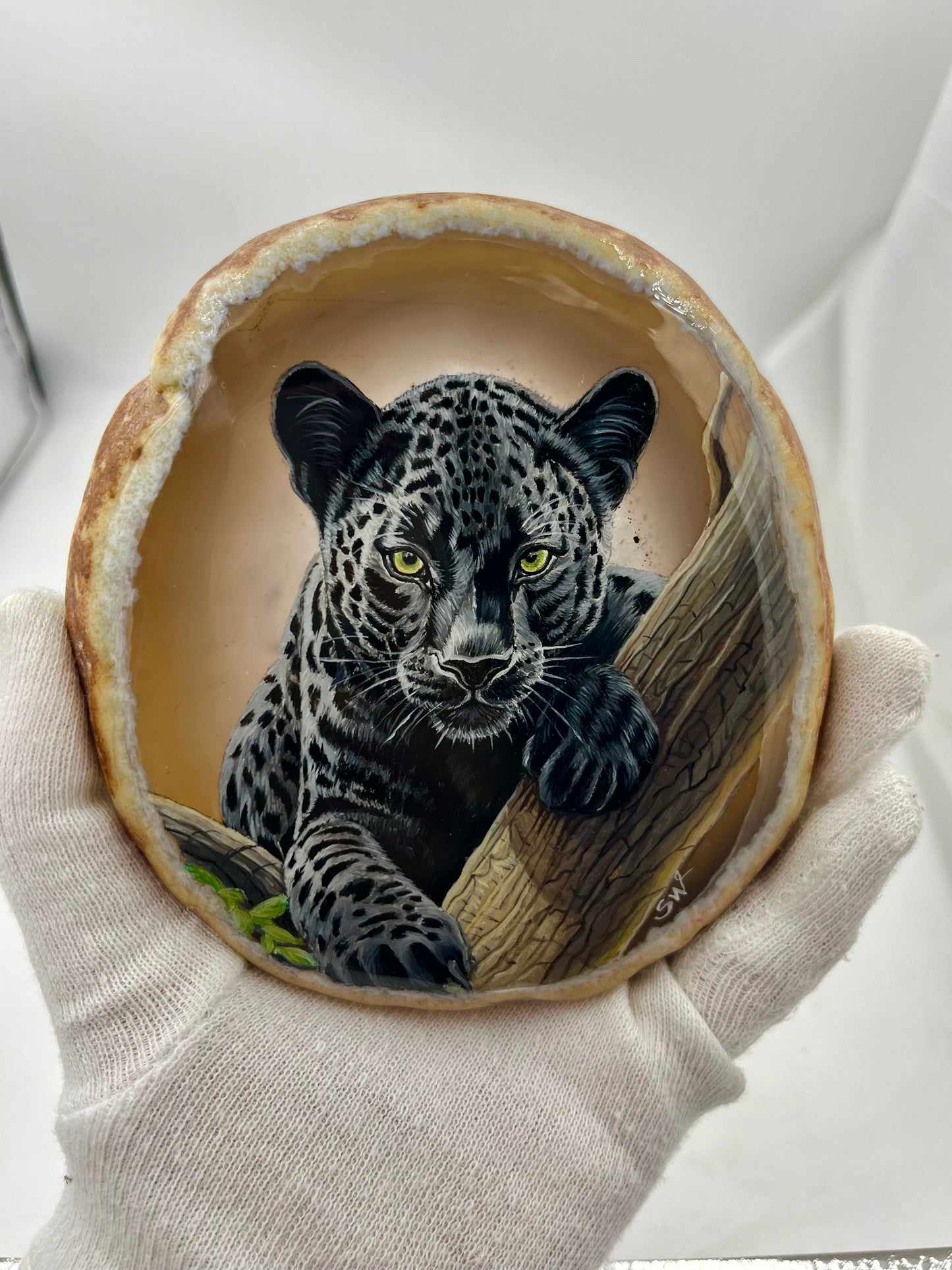 Einzigartige bemalt Achatscheibe/Ein schwarzer Panther /Hand bemalt /Deko/Tierpotrait/ink.Metallständer