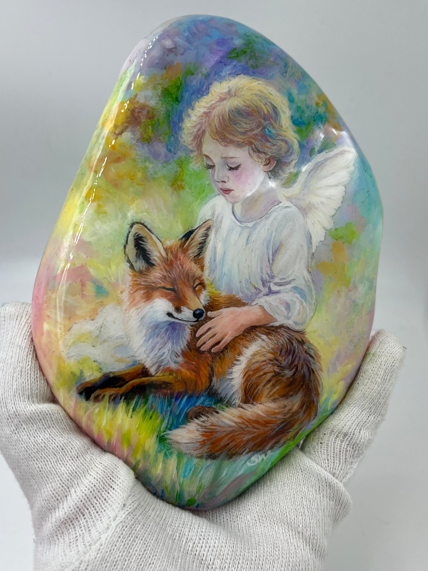Einzigartig handbemalte Stein-der kleine Engel und der Fuchs inklusive Tischstaffelei