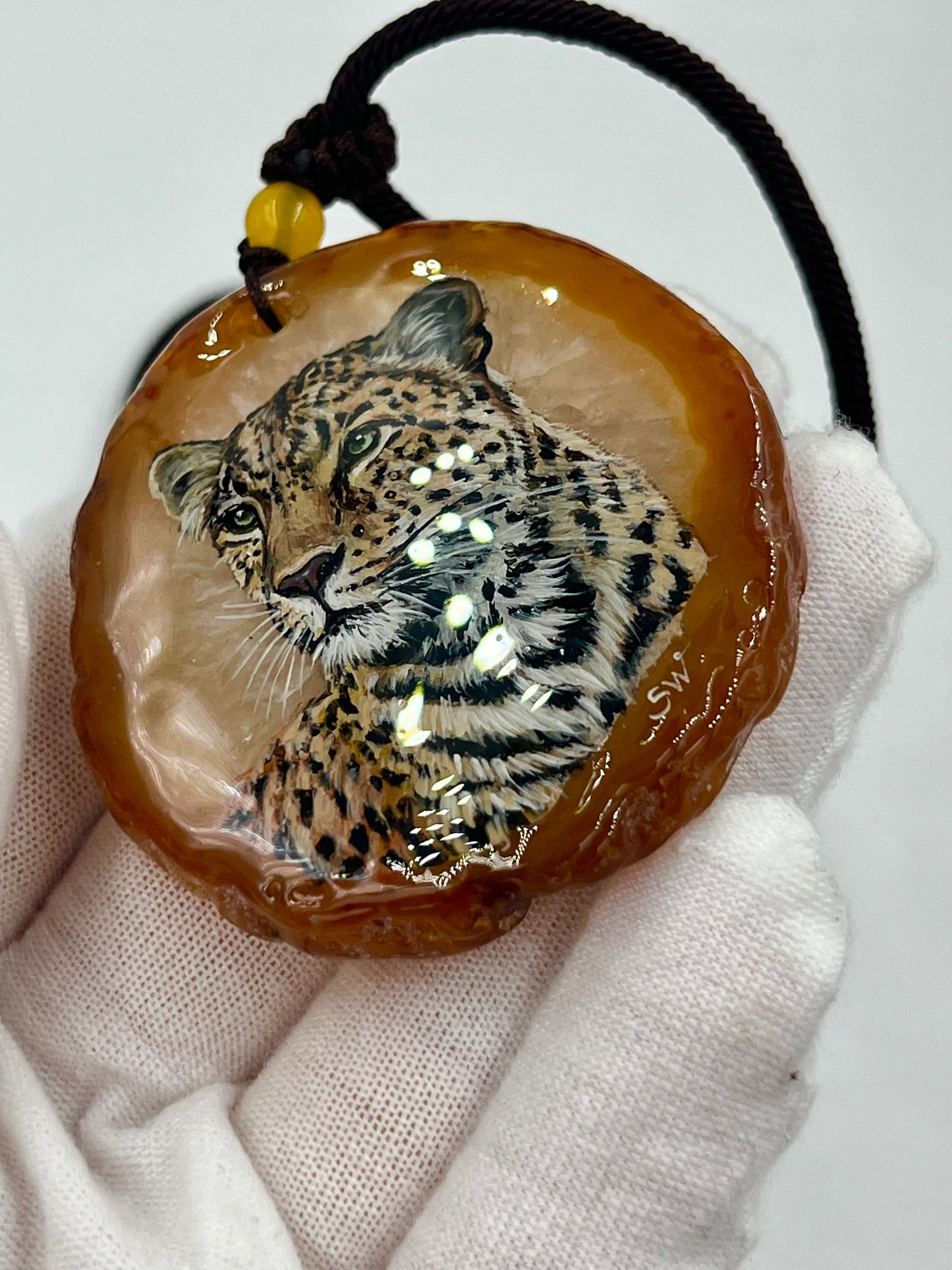 Einzigartige Anhänger /Der Leopard/Achat/Hand bemalt Juwelen und tragbare Kunst /Natur Schmuck