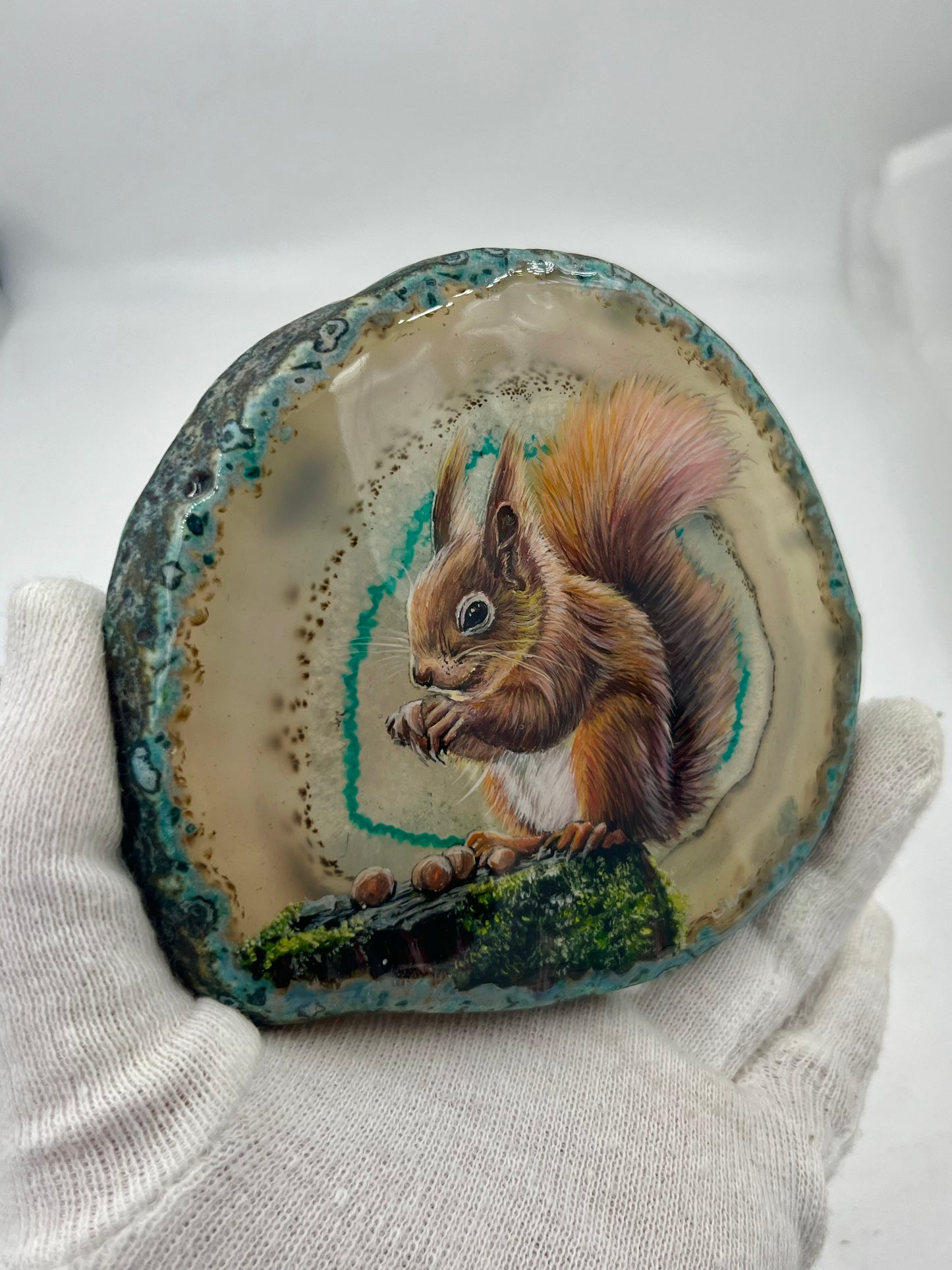Einzigartige bemalt Achatscheibe/Das Eichhörnchen/Hand bemalt /Deko/Tierpotrait/ink.Metallständer