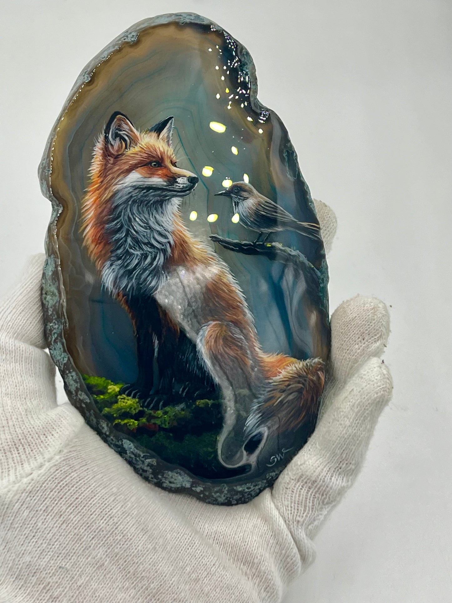 Einzigartige bemalt Achatscheibe/ Der Fuchs und der Vogel /Hand bemalt /Deko/Tierpotrait/ink.Metallständer