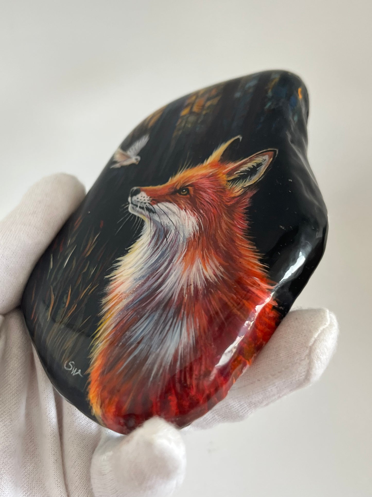 Einzigartig handbemalte Stein/der Fuchs und der Vogel /inklusive Tischstaffele
