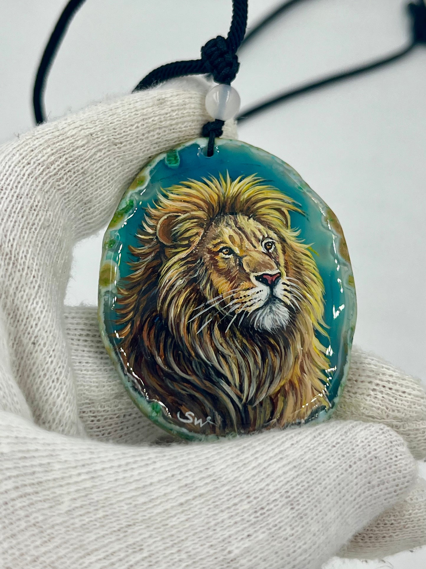 Einzigartige Anhänger /Der Löwe/Achat/Hand bemalt Juwelen und tragbare Kunst /Natur Schmuck