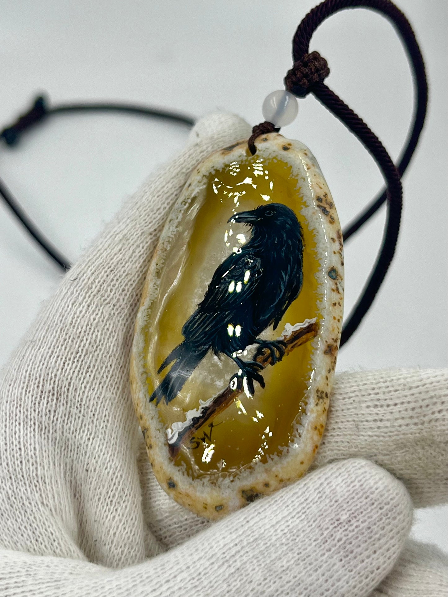 Einzigartige Anhänger /Die Krähe/Achat/Hand bemalt Juwelen und tragbare Kunst /Natur Schmuck