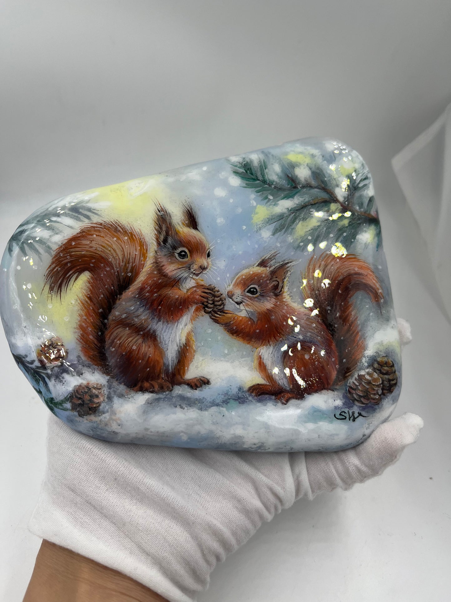 Einzigartig handbemalte große Stein/zwei Eichhörnchen/inklusive Tischstaffelei