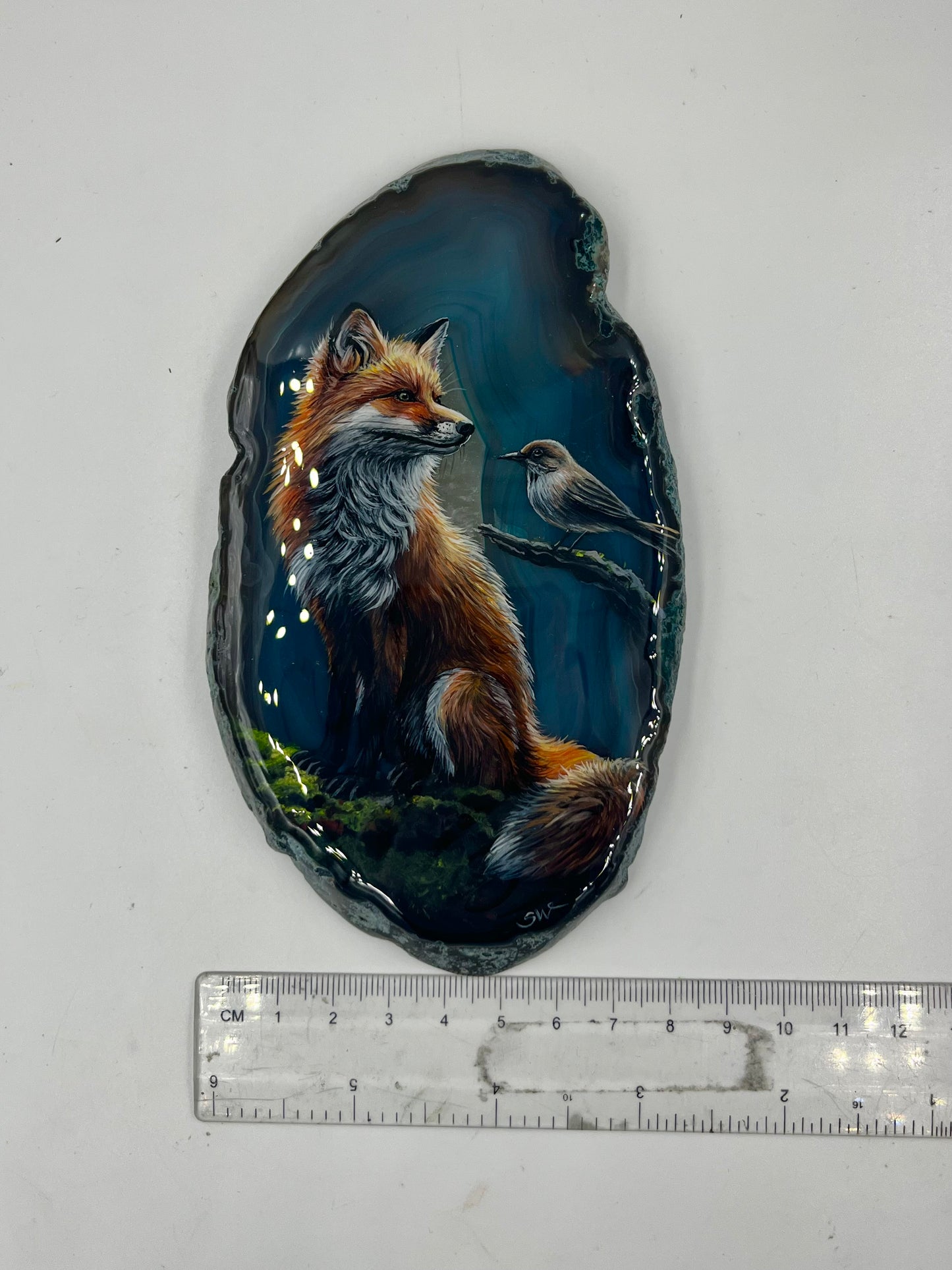 Einzigartige bemalt Achatscheibe/ Der Fuchs und der Vogel /Hand bemalt /Deko/Tierpotrait/ink.Metallständer