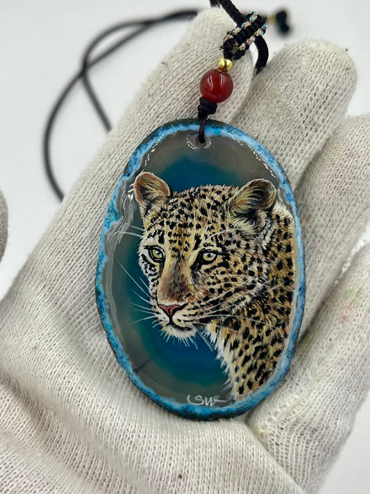 Einzigartige Anhänger /der Leopard/Achat/Hand bemalt