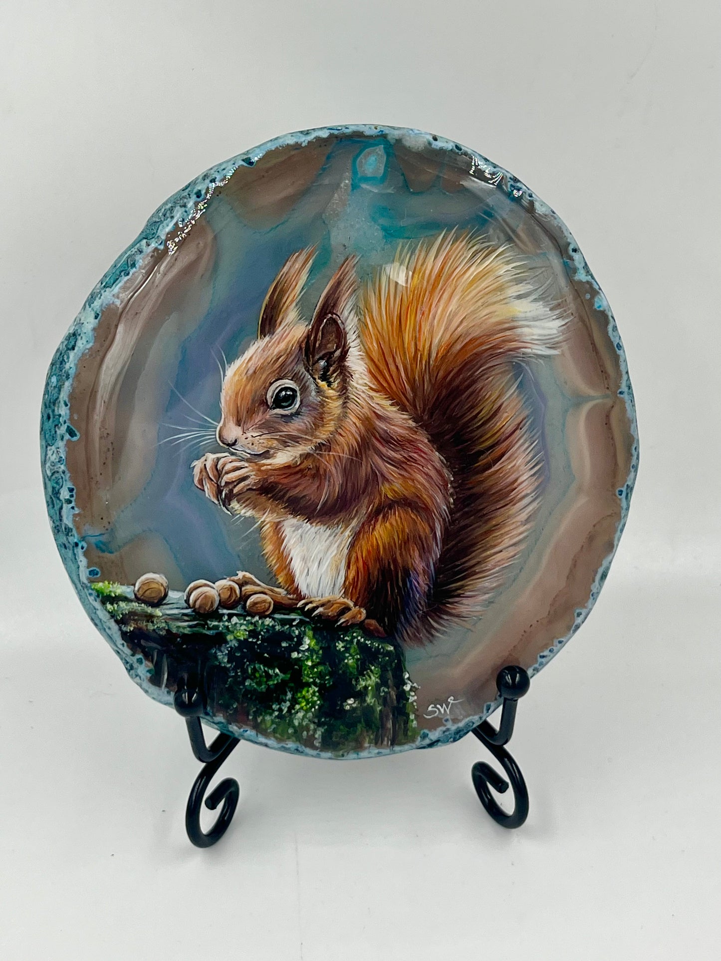 Einzigartige bemalt Achatscheibe/Das Eichhörnchen/Hand bemalt /Deko/Tierpotrait/ink.Metallständer