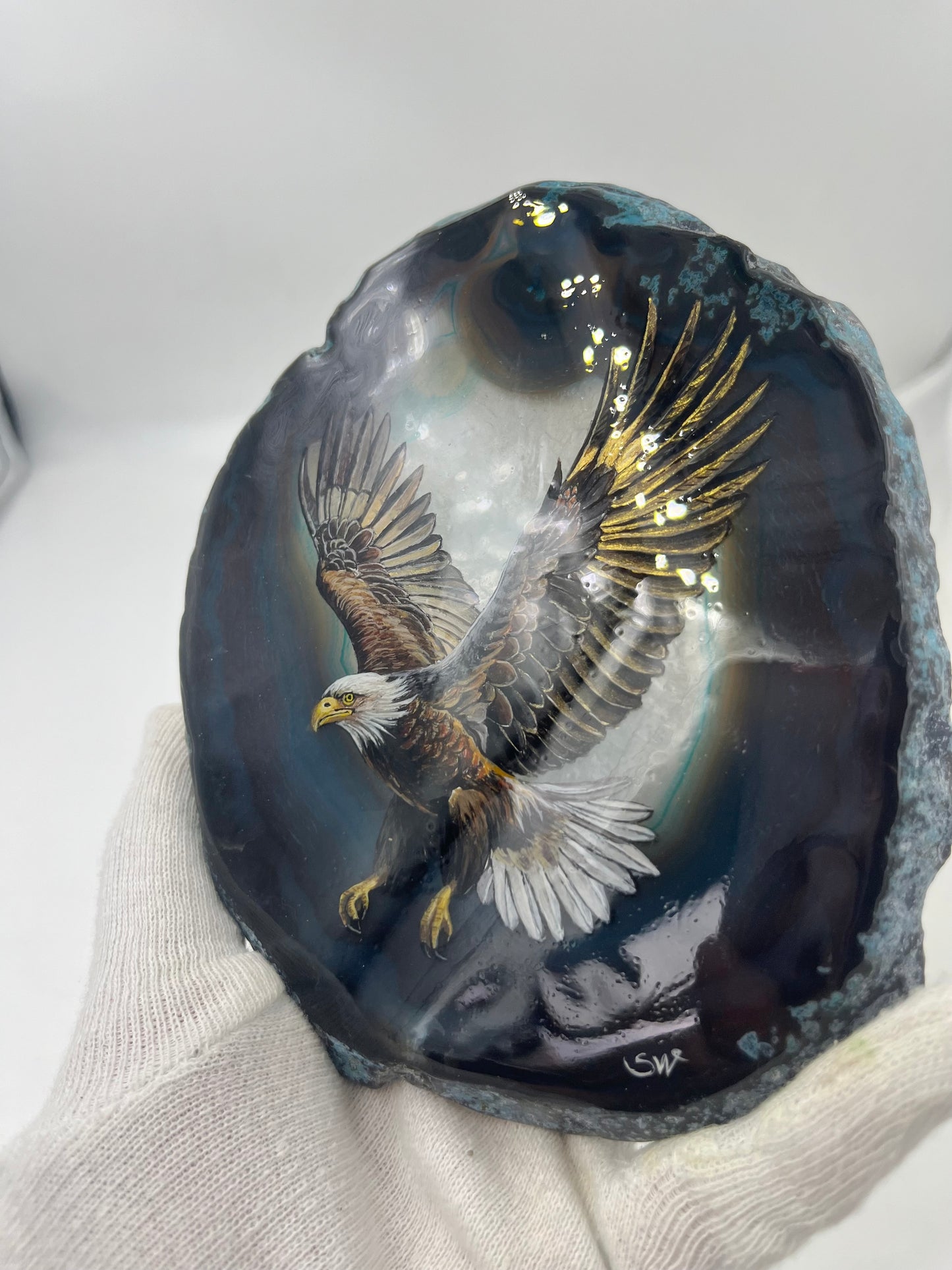 Einzigartige bemalt Achatscheibe/Der Adler /Hand bemalt /Deko/Tierpotrait/ink.Metallständer