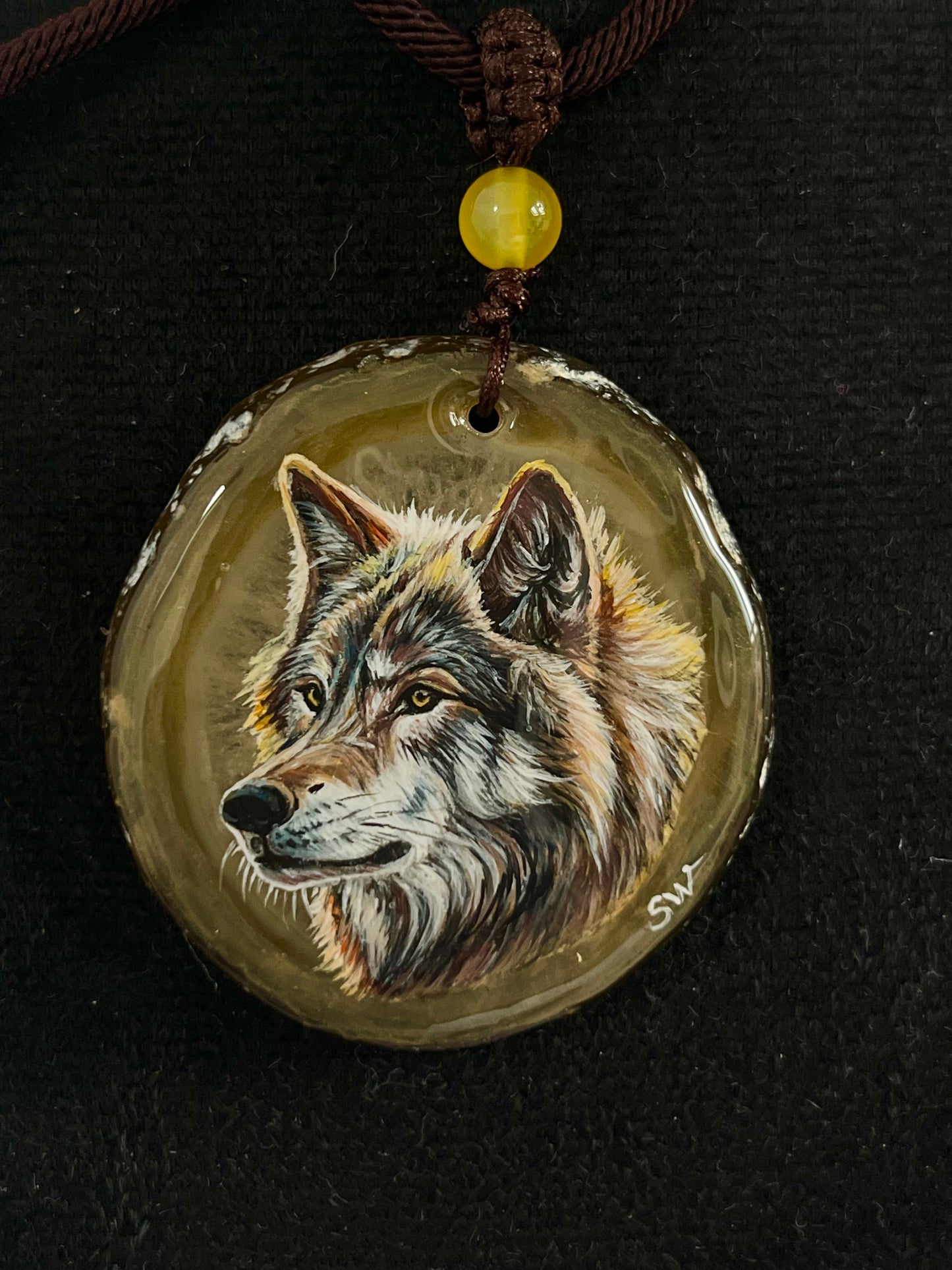 Einzigartige Anhänger /der Wolf/Achat/Hand bemalt Juwelen und tragbare Kunst /Natur Schmuck