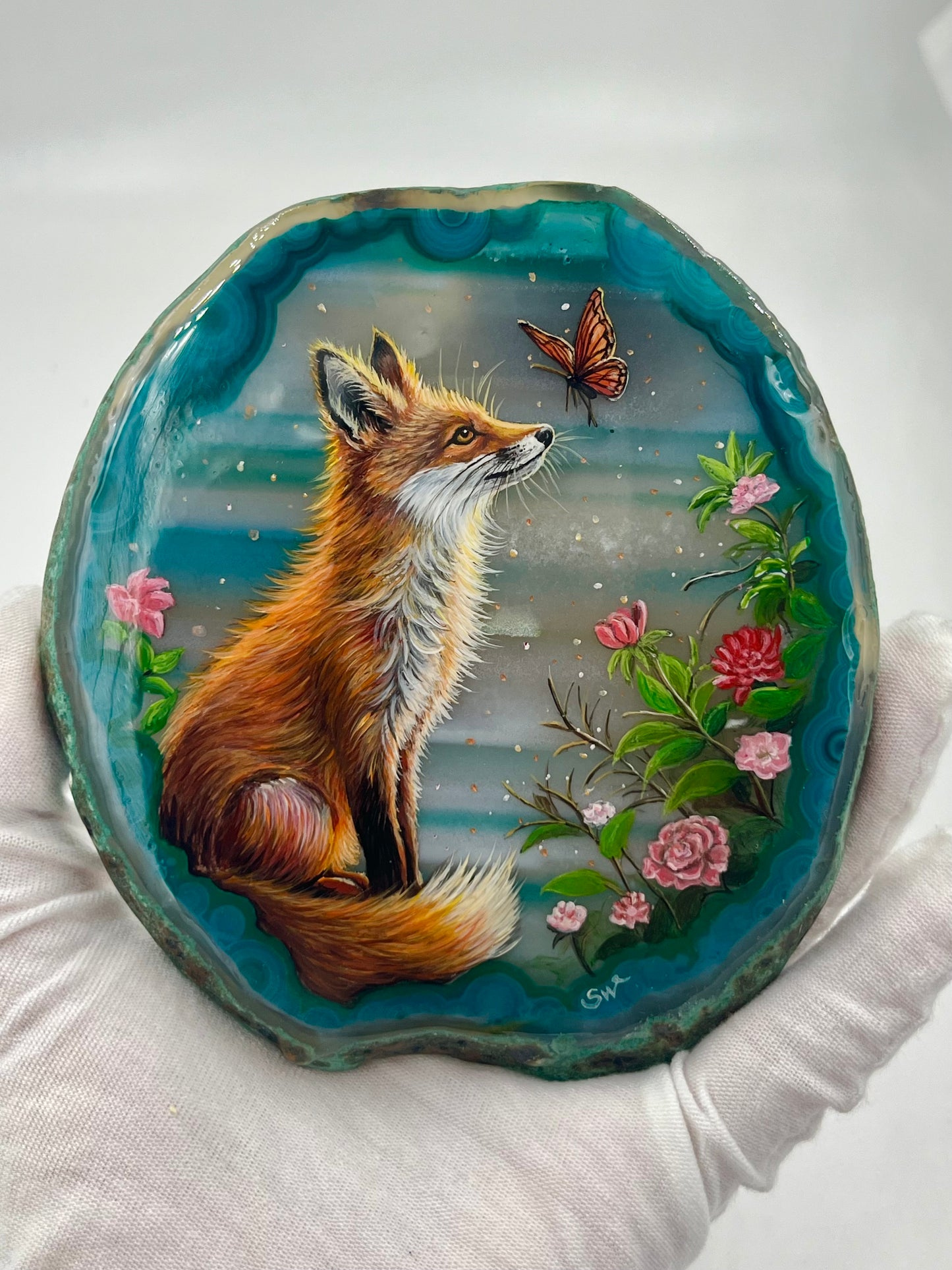 Einzigartige bemalt Achatscheibe/ Der Fuchs und der Schmetterling/Hand bemalt /Deko/Tierpotrait/ink.Metallständer