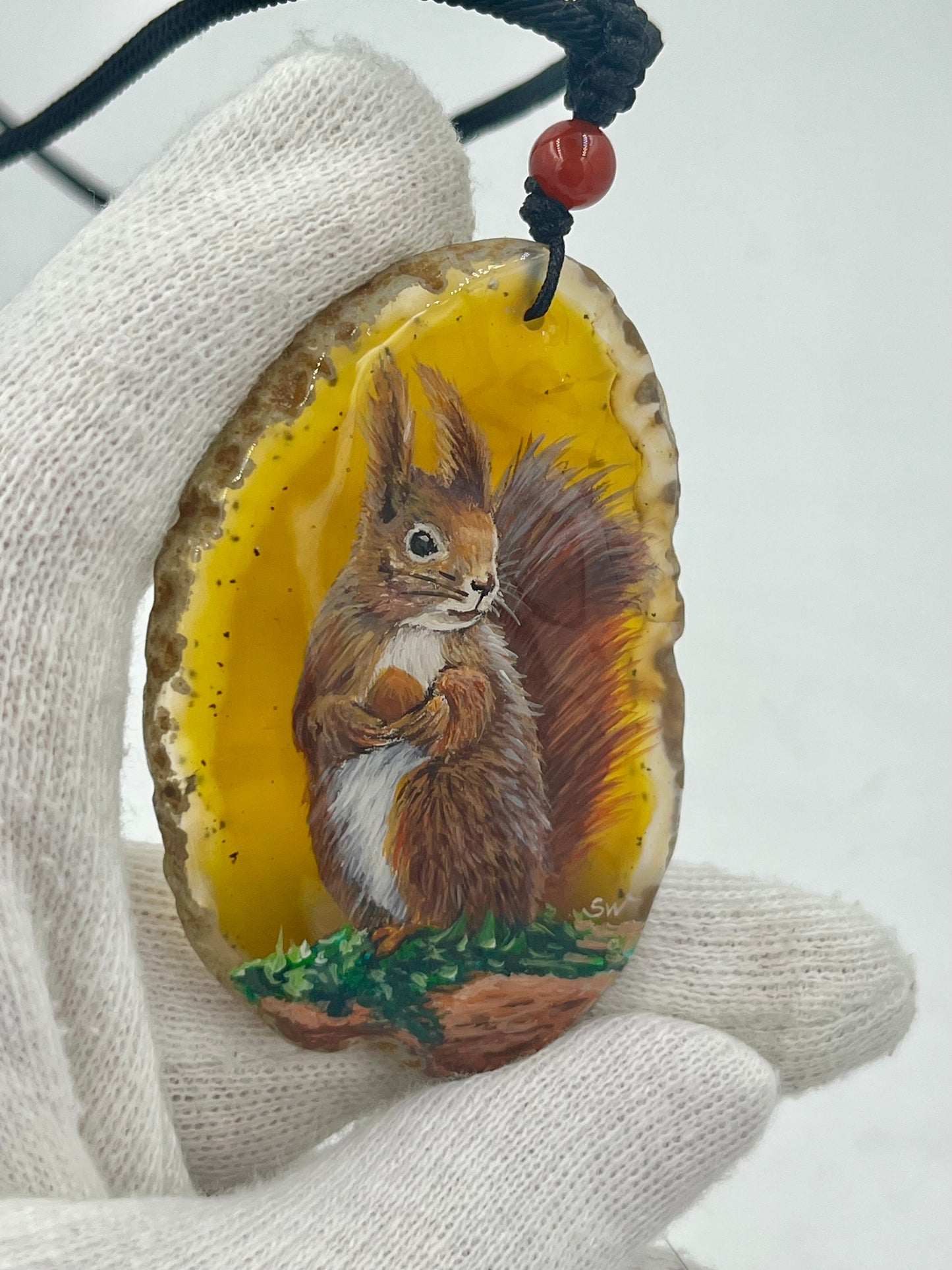 Einzigartige Anhänger /das Eichhörnchen /Achat/Hand bemalt