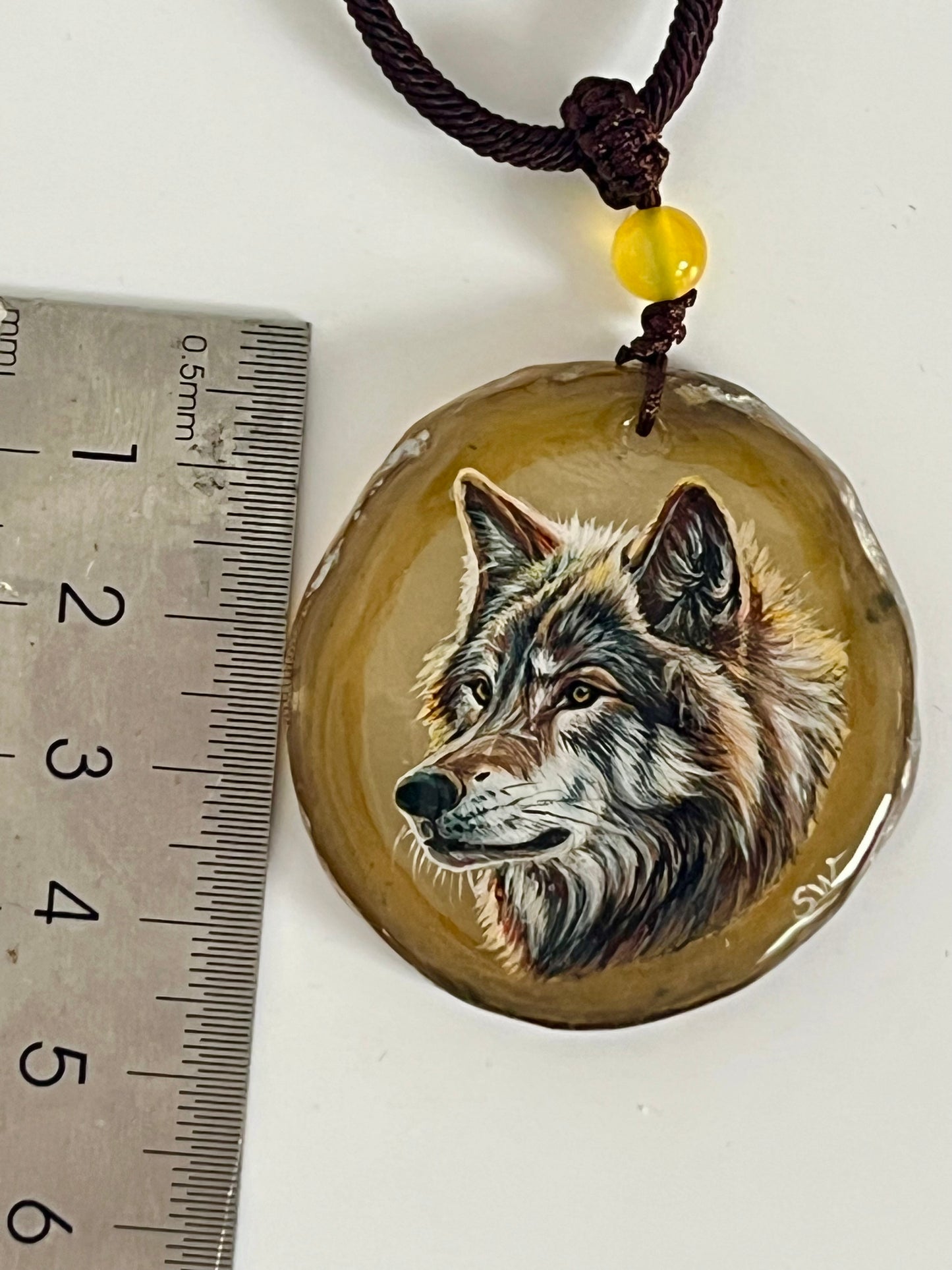 Einzigartige Anhänger /der Wolf/Achat/Hand bemalt Juwelen und tragbare Kunst /Natur Schmuck
