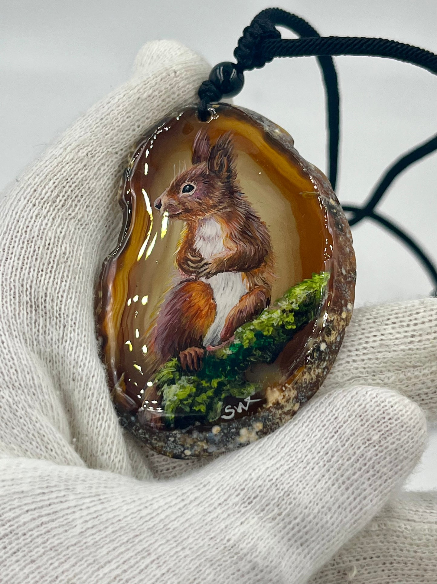 Einzigartige Anhänger /Das Eichhörnchen /Achat/Hand bemalt Juwelen und tragbare Kunst /Natur Schmuck