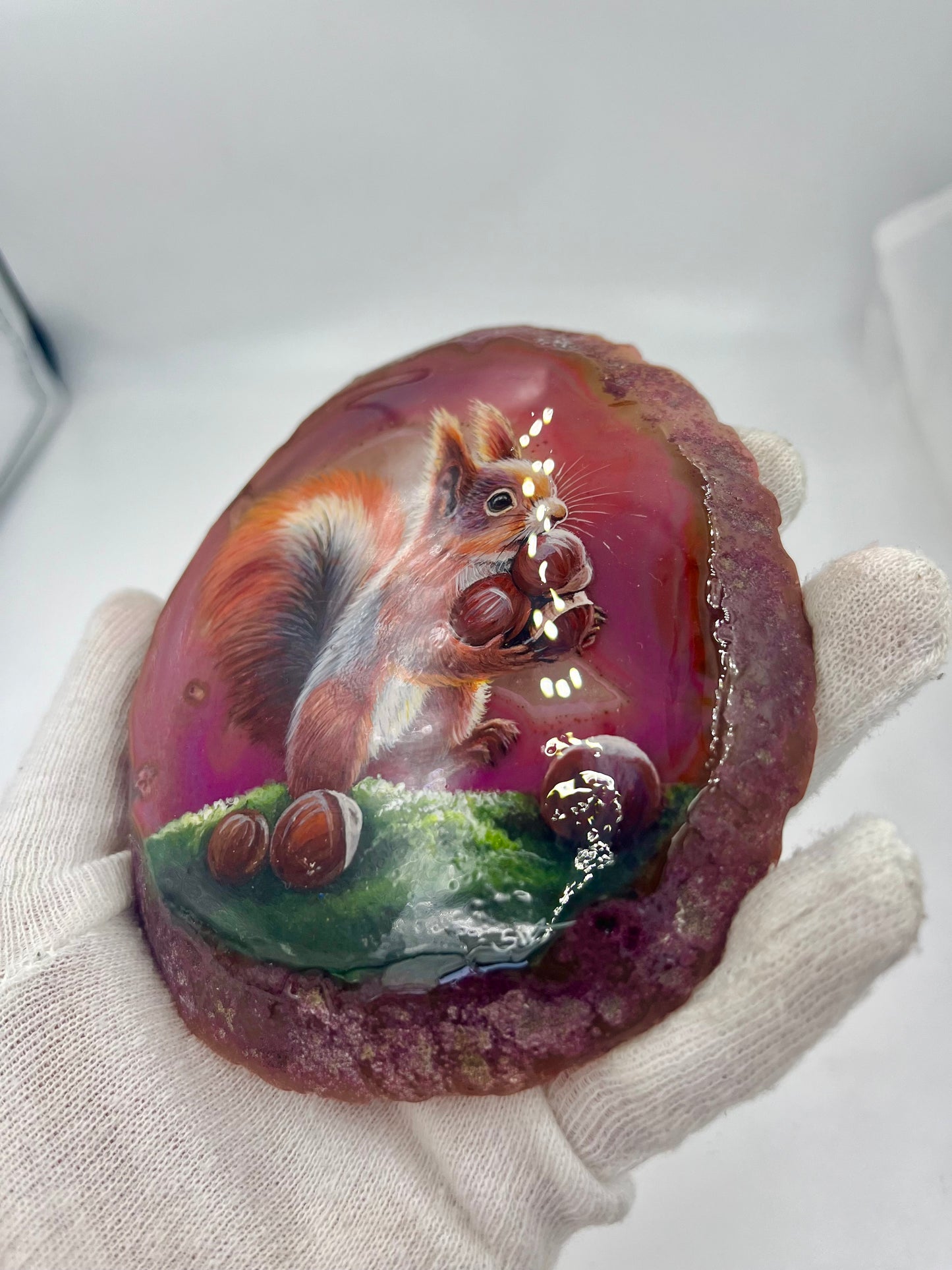 Einzigartige bemalt Achatscheibe/Das Eichhörnchen/Hand bemalt /Deko/Tierpotrait/ink.Metallständer