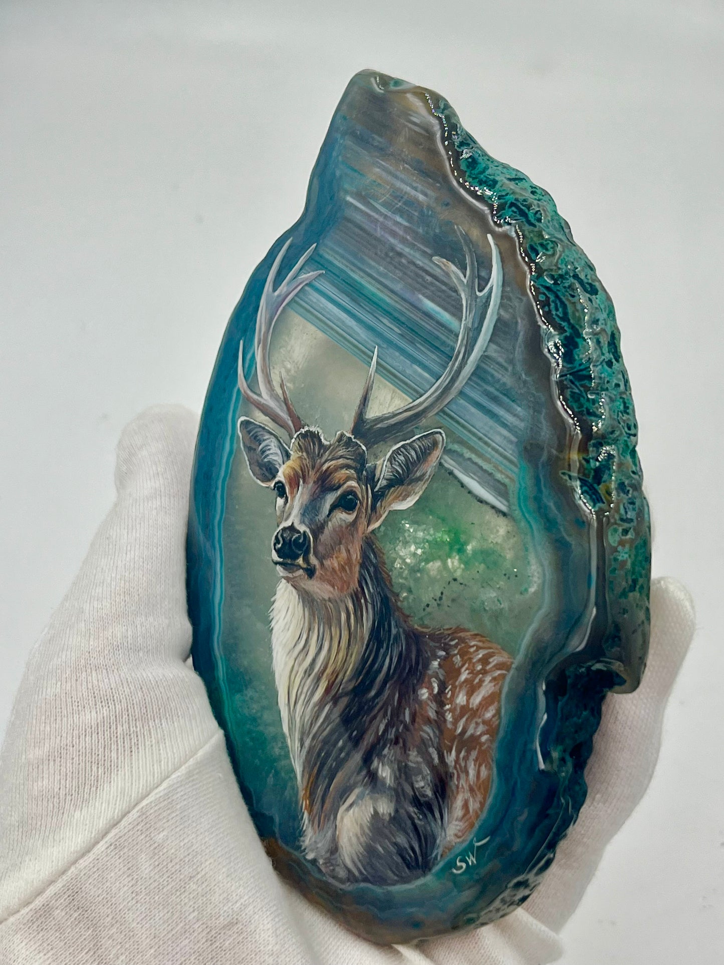 Einzigartige bemalt Achatscheibe/Der Hirsch /Hand bemalt /Deko/Tierpotrait/ink.Metallständer