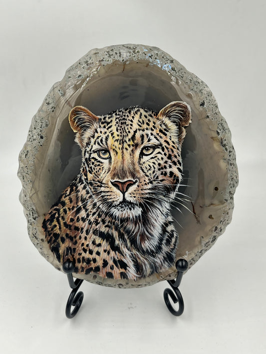Einzigartige bemalt Achatscheibe/Der Leopard /Hand bemalt /Deko/Tierpotrait/ink.Metallständer