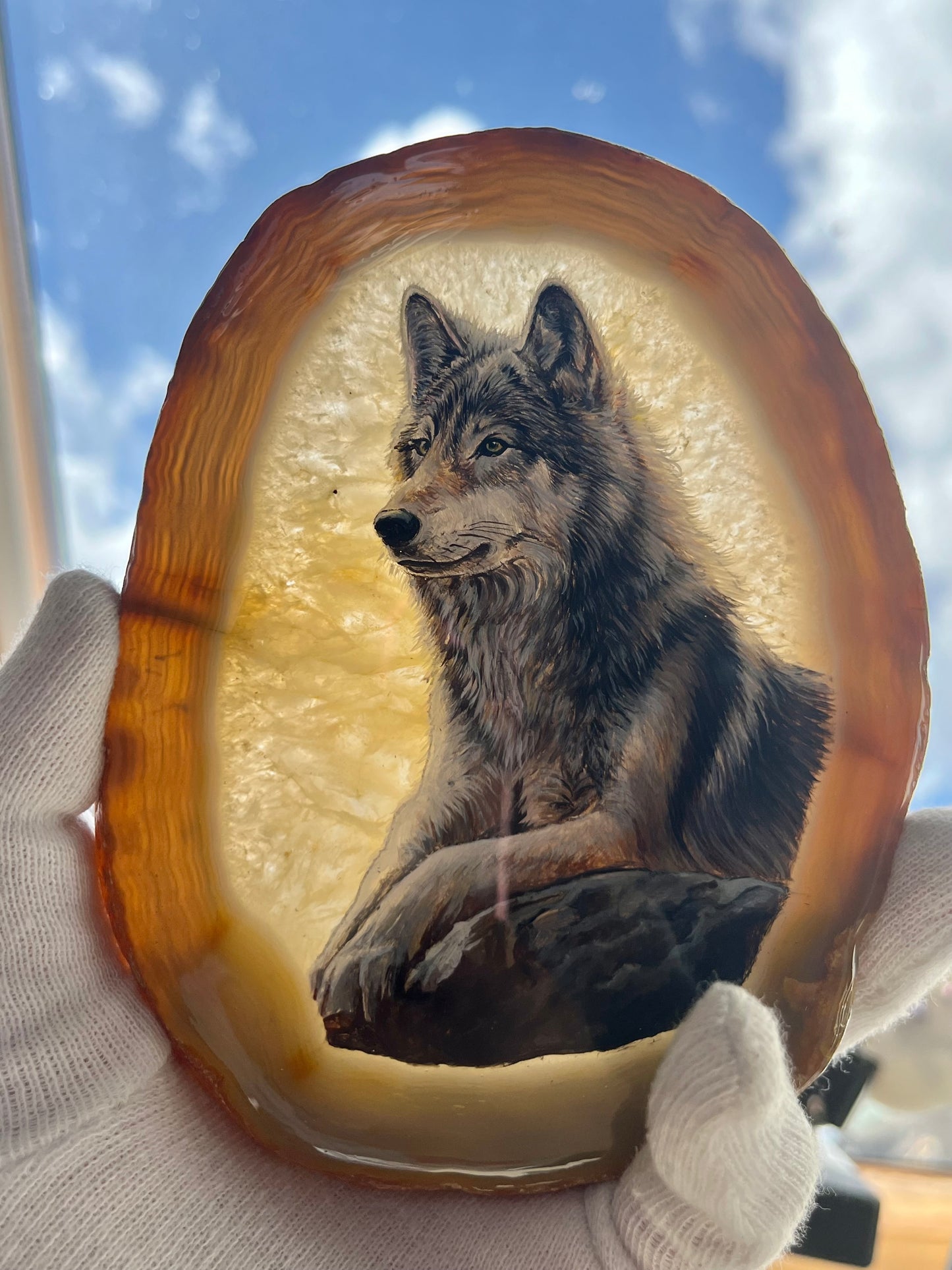 Einzigartige bemalt Achatscheibe/Der Wolf /Hand bemalt /Deko/Tierpotrait/ink.Metallständer