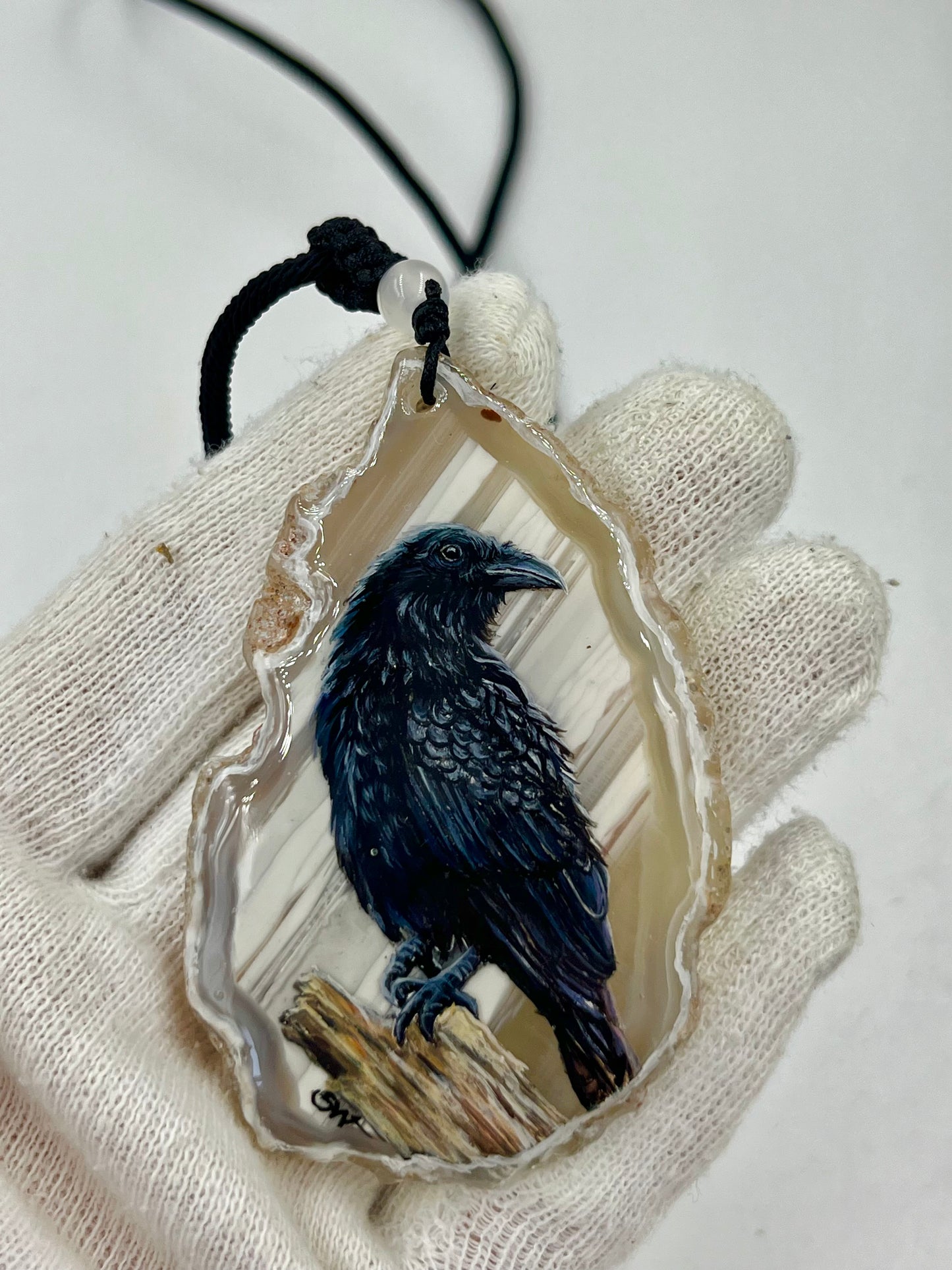 Einzigartige Anhänger /Die Krähe /Achat/Hand bemalt Juwelen und tragbare Kunst /Natur Schmuck
