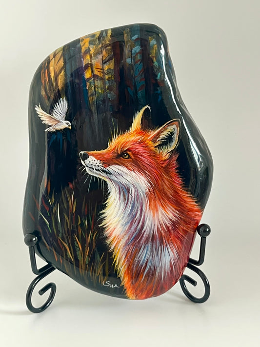 Einzigartig handbemalte Stein/der Fuchs und der Vogel /inklusive Tischstaffele