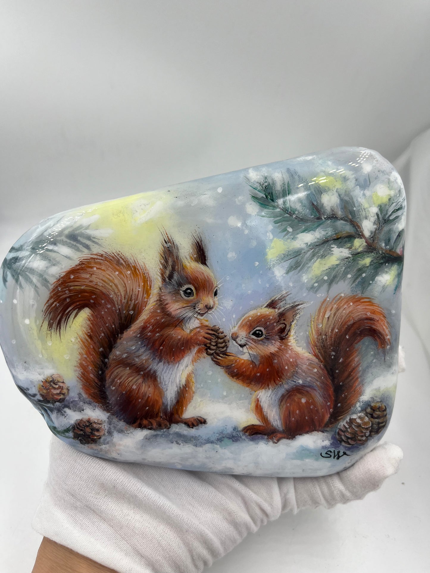Einzigartig handbemalte große Stein/zwei Eichhörnchen/inklusive Tischstaffelei