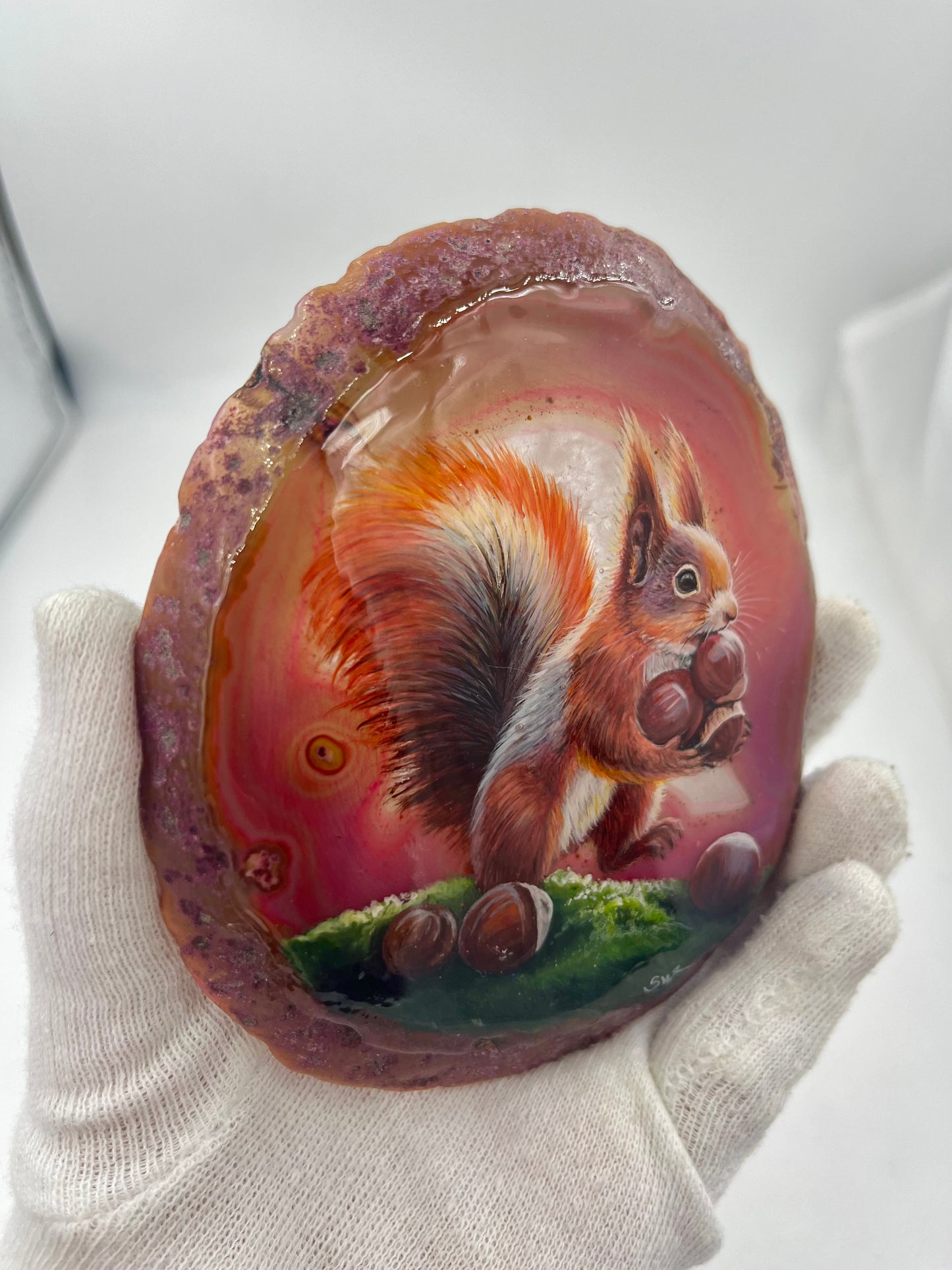 Einzigartige bemalt Achatscheibe/Das Eichhörnchen/Hand bemalt /Deko/Tierpotrait/ink.Metallständer