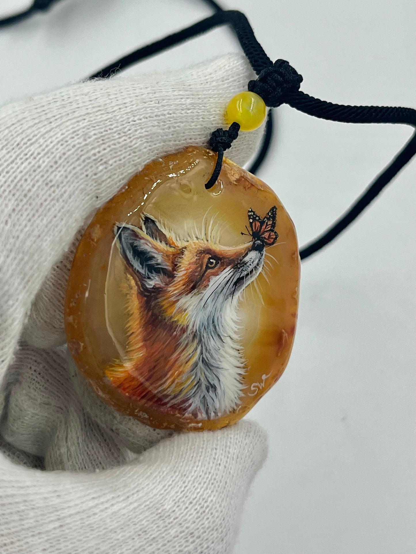 Einzigartige Anhänger /Der Fuchs und der Schmetterling /Achat/Hand bemalt Juwelen und tragbare Kunst /Natur Schmuck