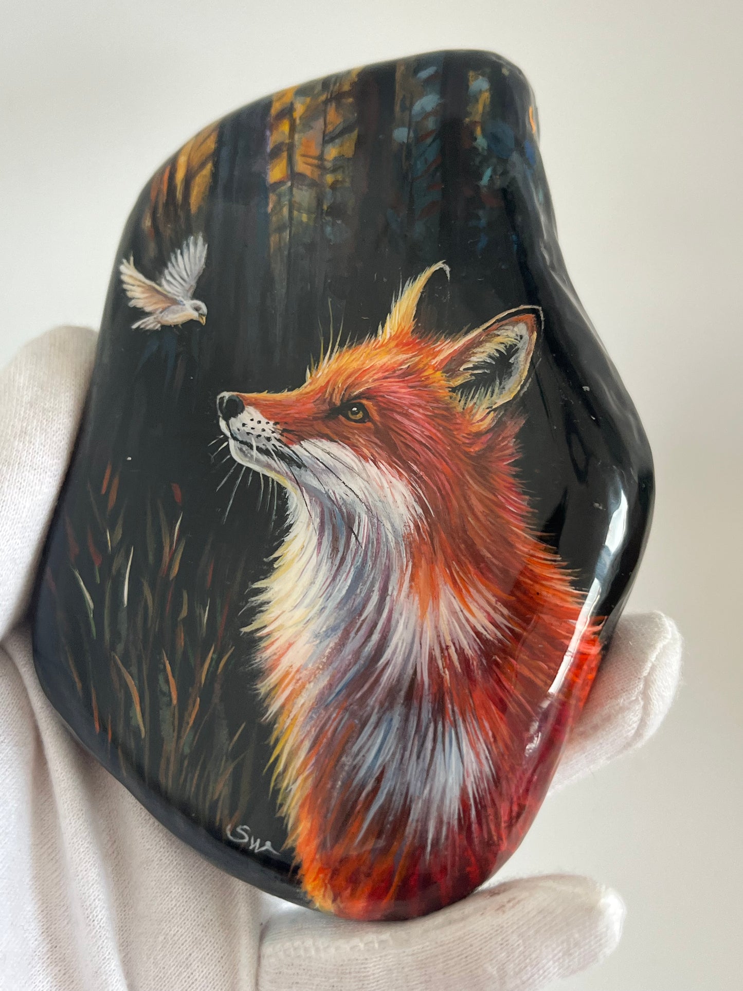 Einzigartig handbemalte Stein/der Fuchs und der Vogel /inklusive Tischstaffele