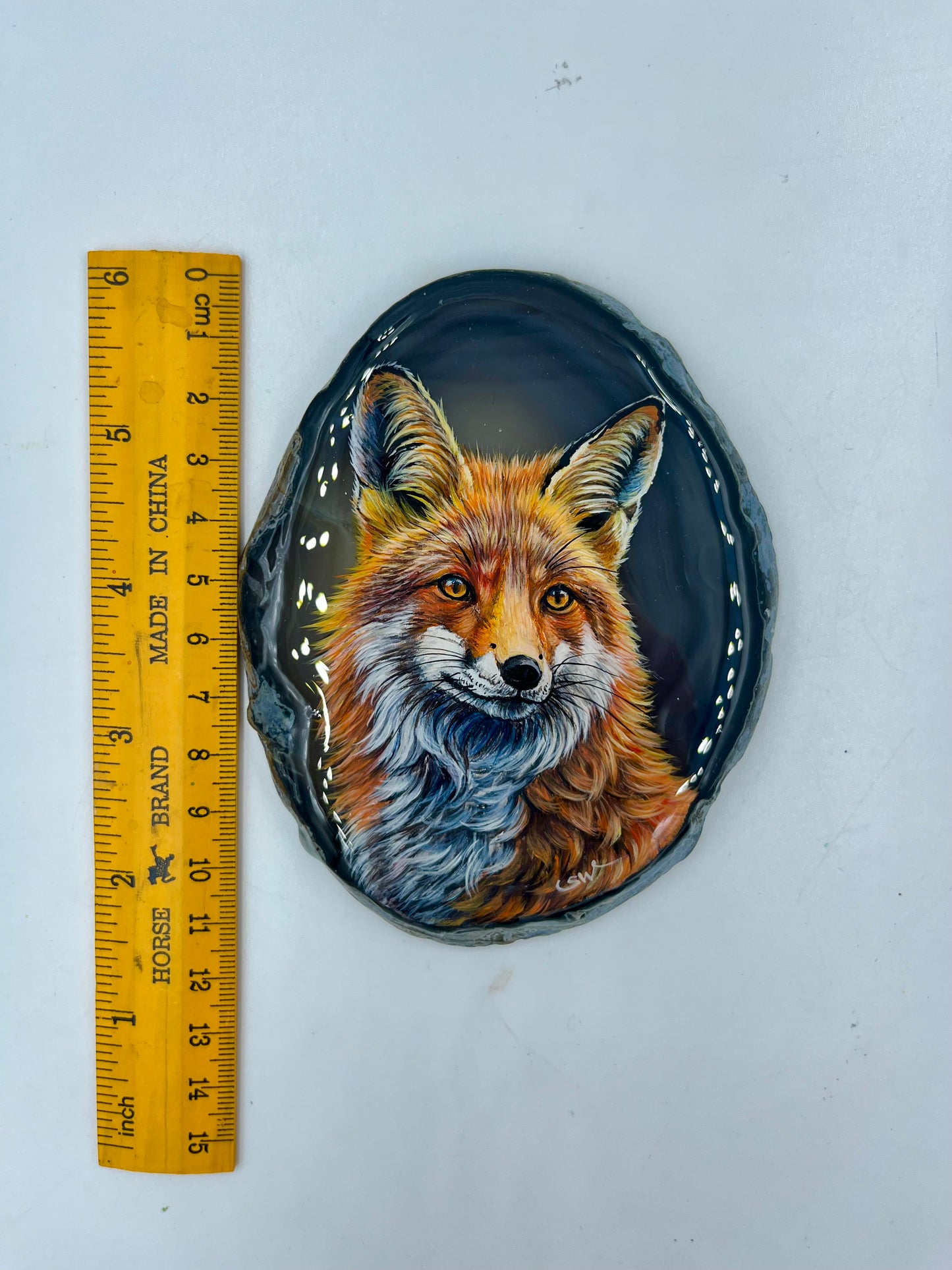 Einzigartige bemalt Achatscheibe/Der Fuchs /Hand bemalt /Deko/Tierpotrait/ink.Metallständer