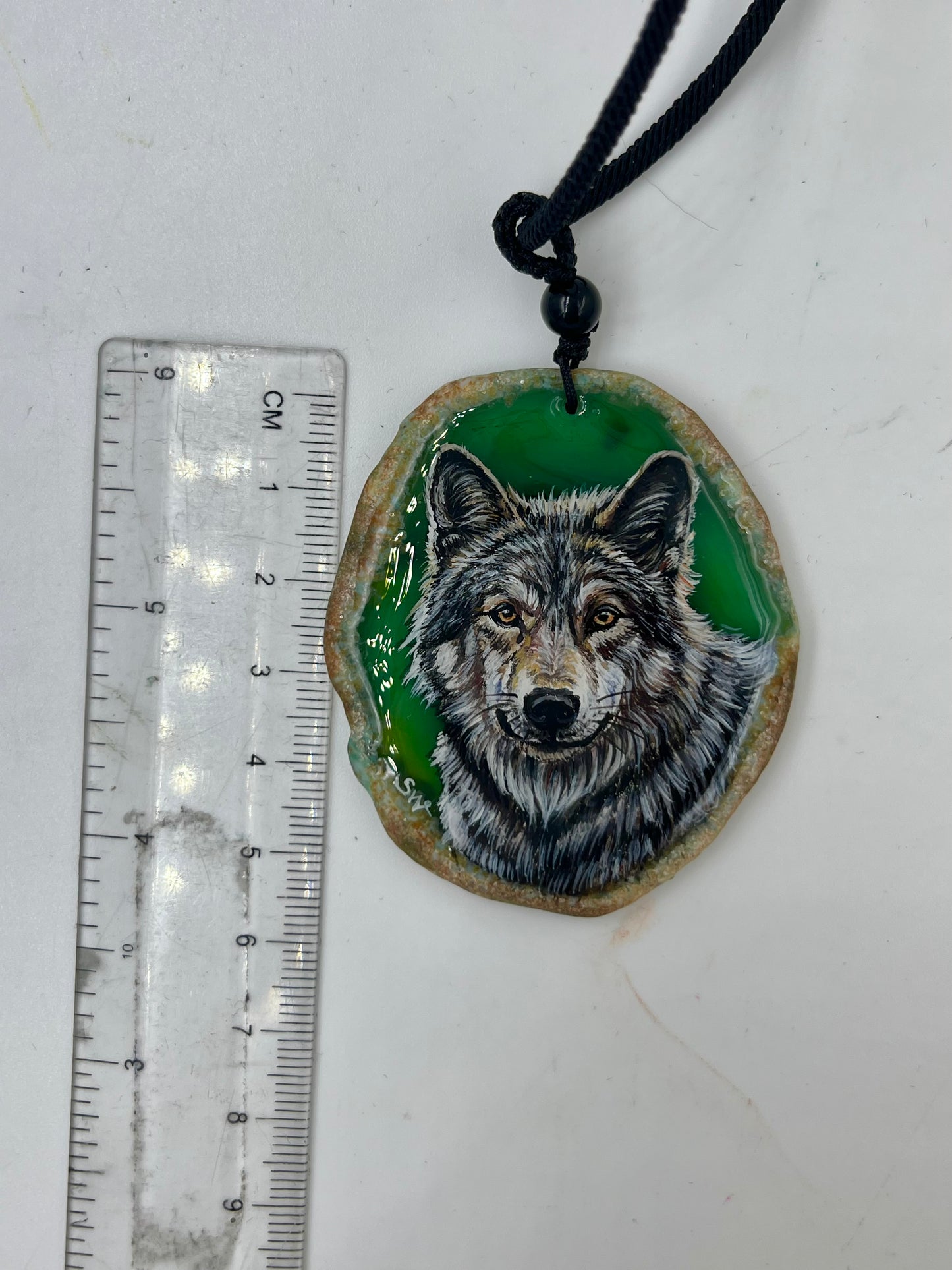 Einzigartige Anhänger /der Wolf/Achat/Hand bemalt