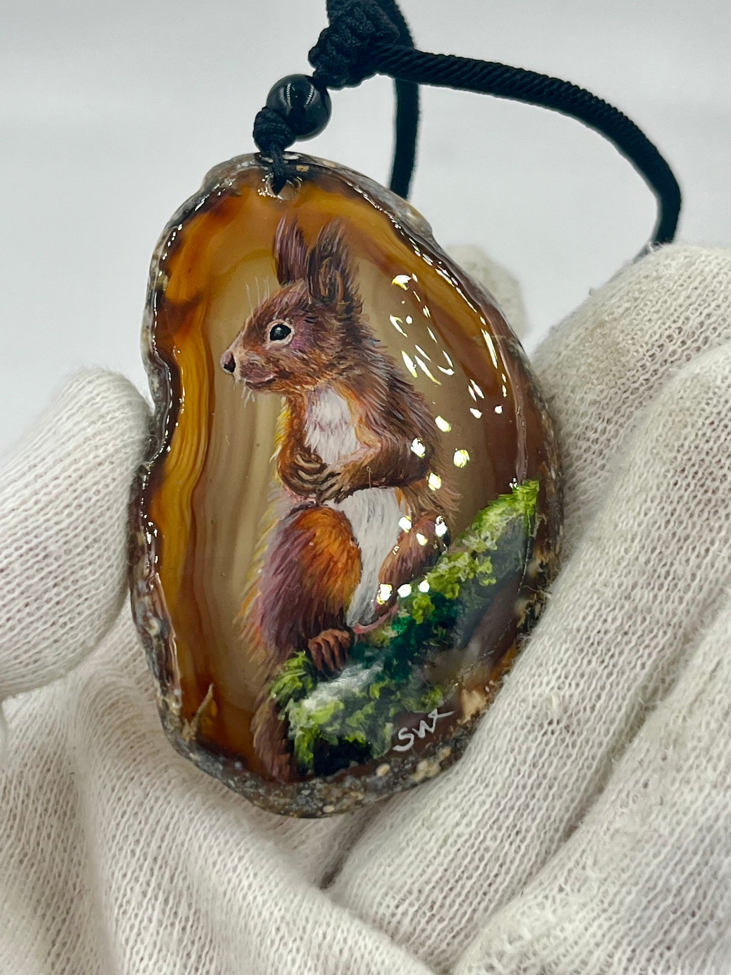Einzigartige Anhänger /Das Eichhörnchen /Achat/Hand bemalt Juwelen und tragbare Kunst /Natur Schmuck