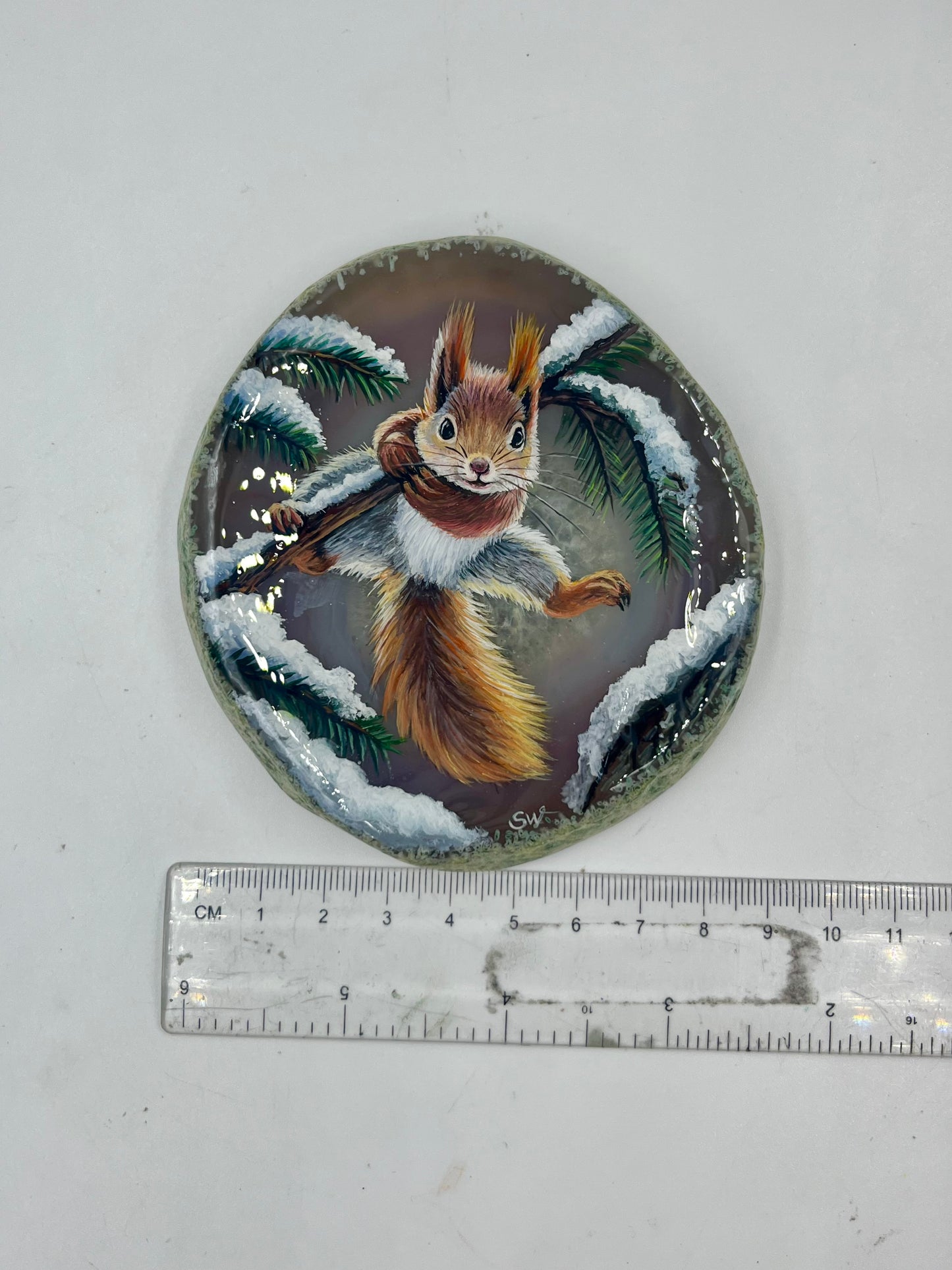 Einzigartige bemalt Achatscheibe/Das Eichhörnchen /Hand bemalt /Deko/Tierpotrait/ink.Metallständer