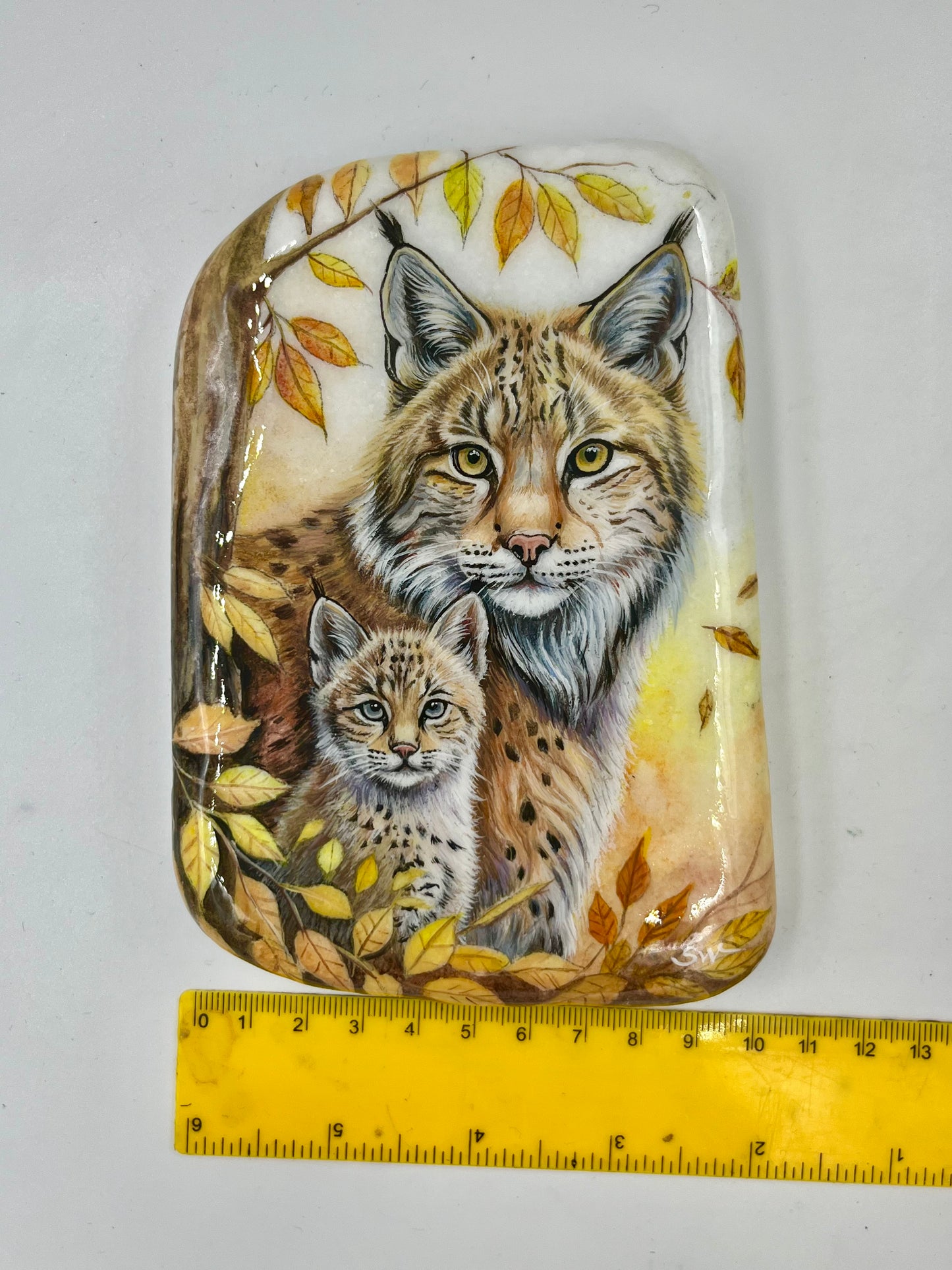 Einzigartig handbemalte Stein-Luchs Mama und Kind-inklusive Tischstaffelei