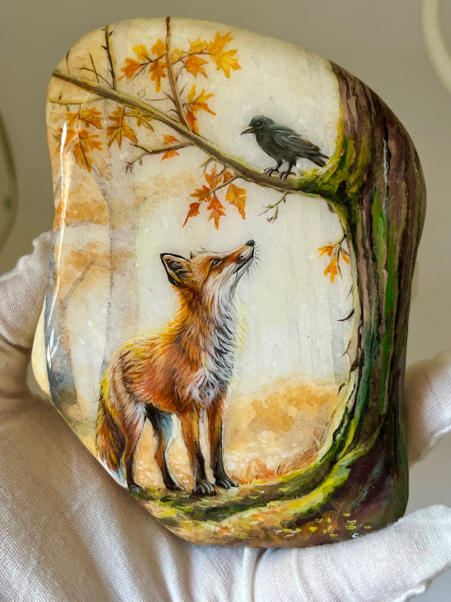 Einzigartig handbemalte Stein/Der Fuchs und der Rabe/inklusive Tischstaffele
