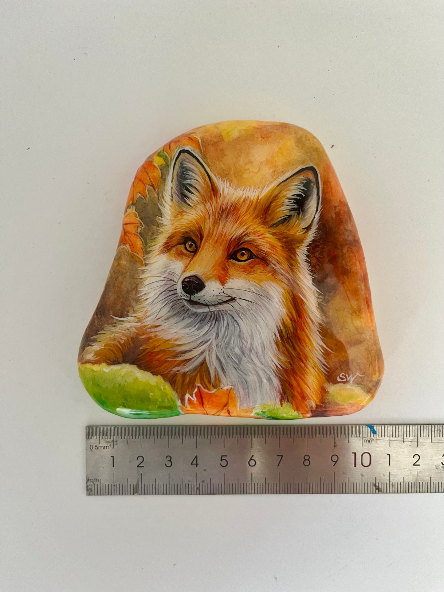 Einzigartig handbemalte Stein/der Fuchs und der Vogel /inklusive Tischstaffele