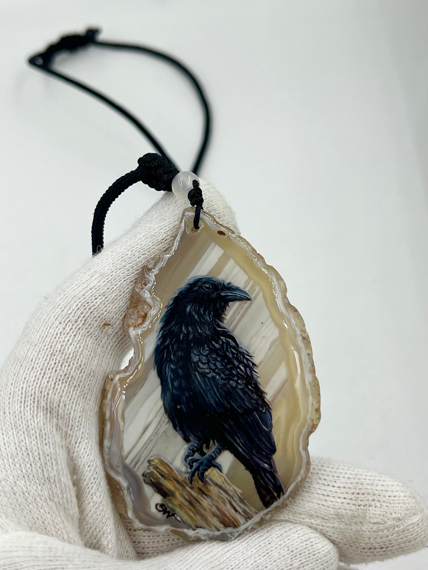 Einzigartige Anhänger /Die Krähe /Achat/Hand bemalt Juwelen und tragbare Kunst /Natur Schmuck