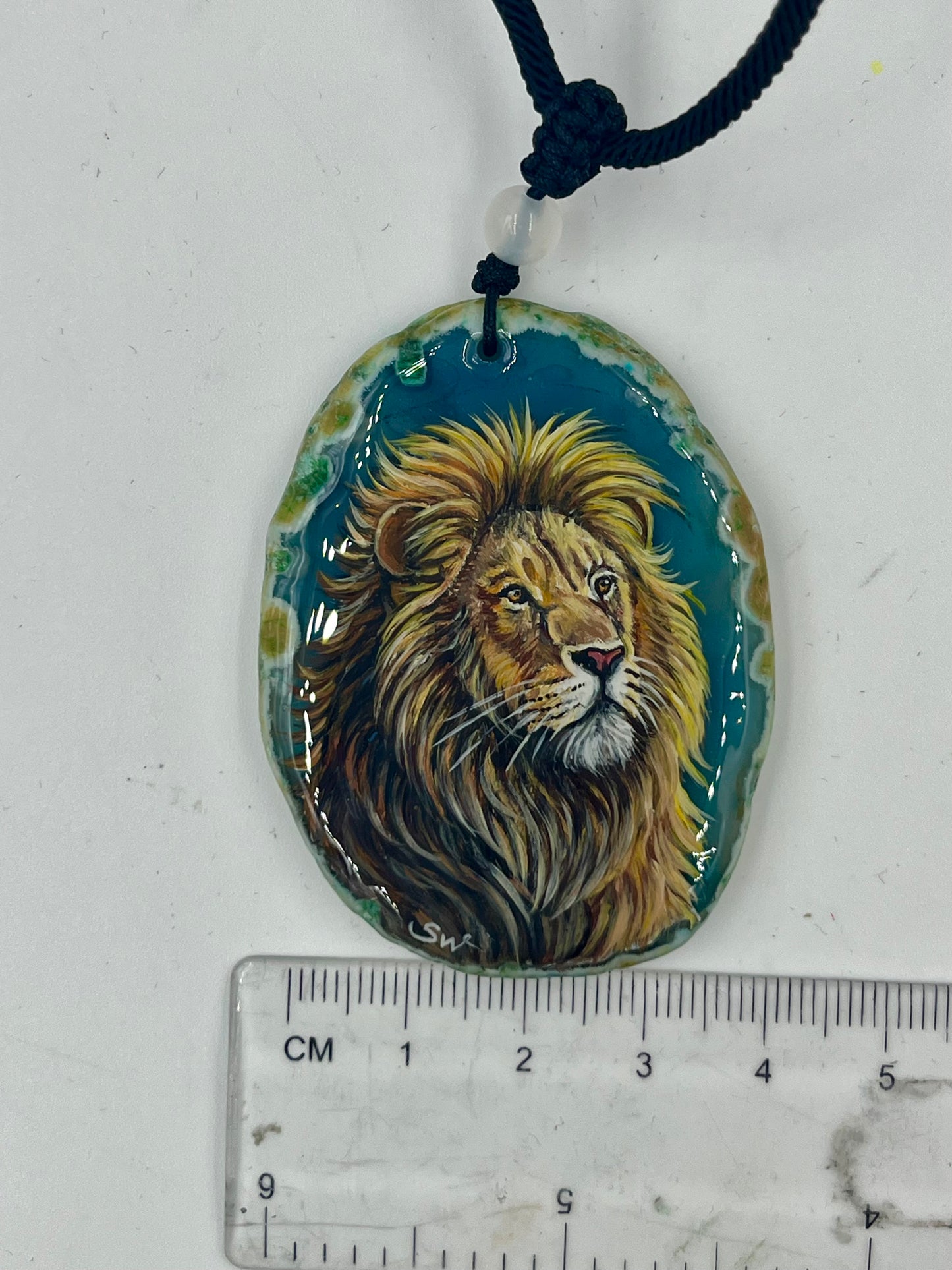 Einzigartige Anhänger /Der Löwe/Achat/Hand bemalt Juwelen und tragbare Kunst /Natur Schmuck
