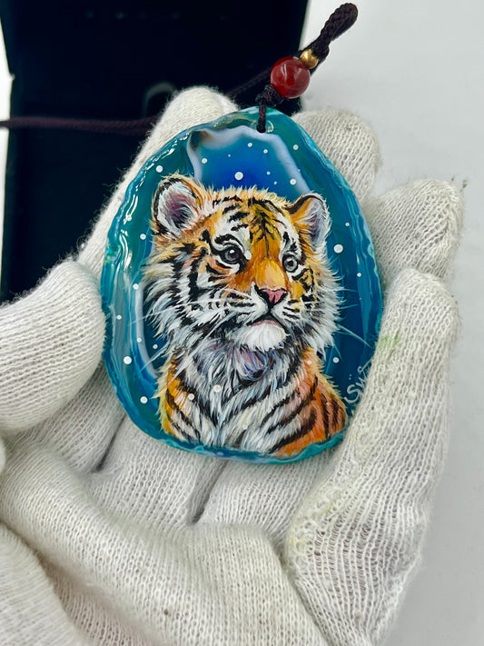Einzigartige Anhänger /der kleine Tiger/Achat/Hand bemalt