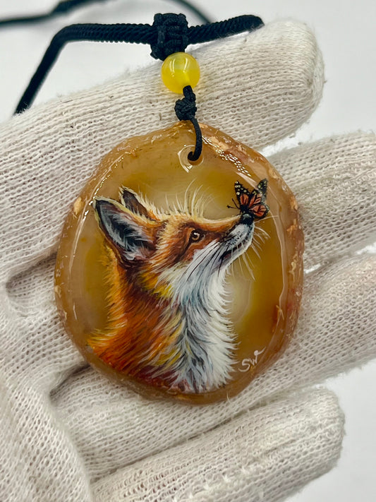 Einzigartige Anhänger /Der Fuchs und der Schmetterling /Achat/Hand bemalt Juwelen und tragbare Kunst /Natur Schmuck