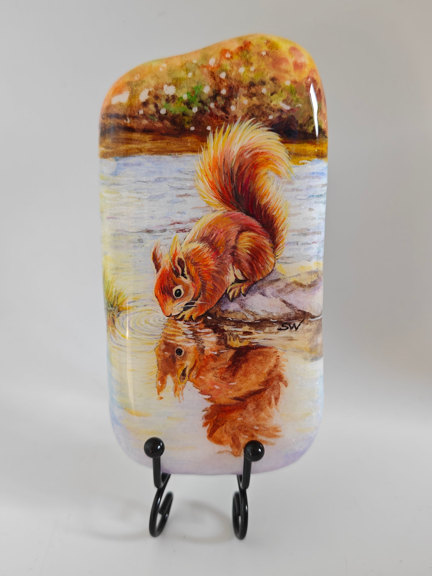 Einzigartig handbemalte Stein/das Eichhörnchen /inklusive Tischstaffele