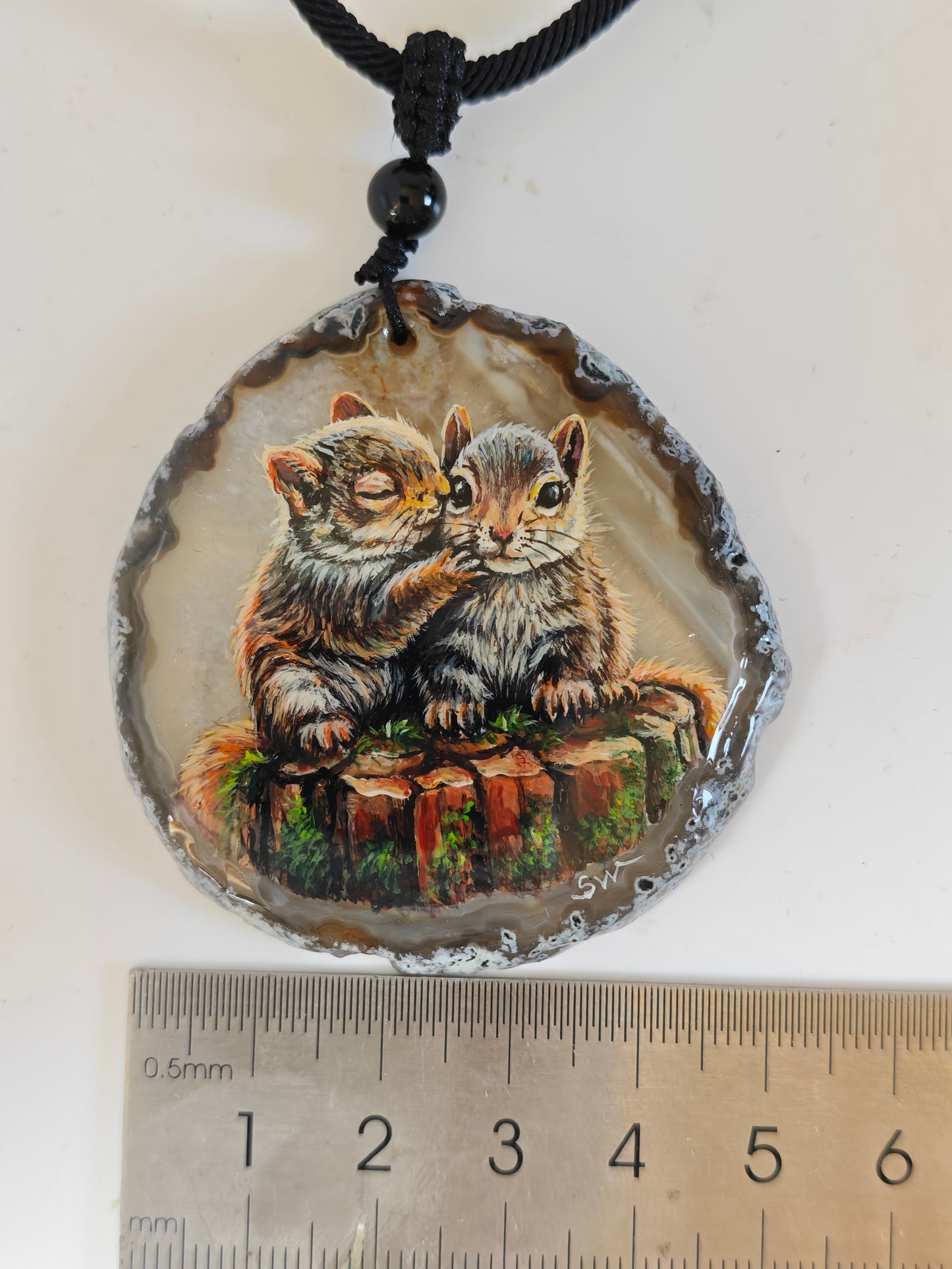 Einzigartige Anhänger /zwei Eichhörnchen/Achat/Hand bemalt Juwelen und tragbare Kunst /Natur Schmuck